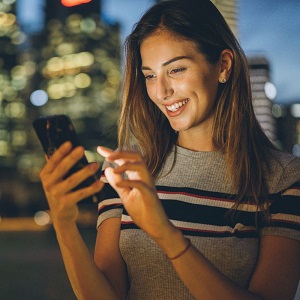 Texting and Relationships: Where It Works and Where It Fails Texting and relationships