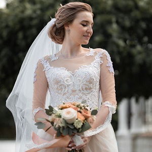 Love on a Budget: How to Plan a Dream Wedding for Less Dream Wedding